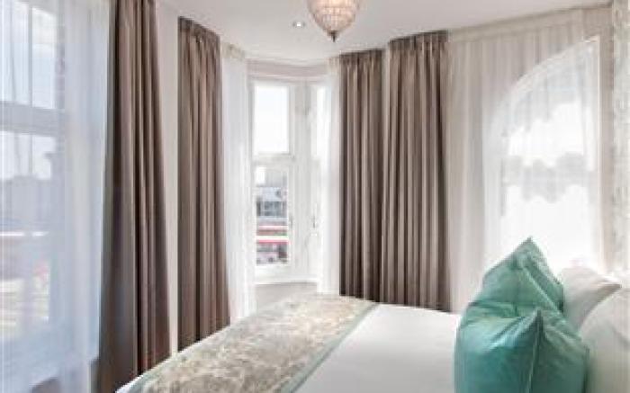 W12 Rooms