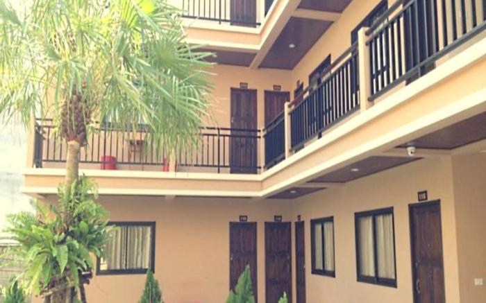 Panupong Hotel