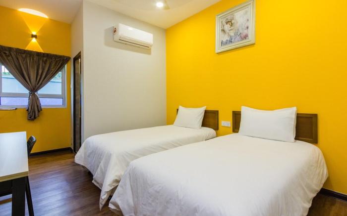 Hidden 5BR Cottage House Retreats (Free Parking)