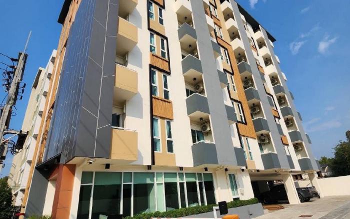 The East Ville Bangsaen Apartment