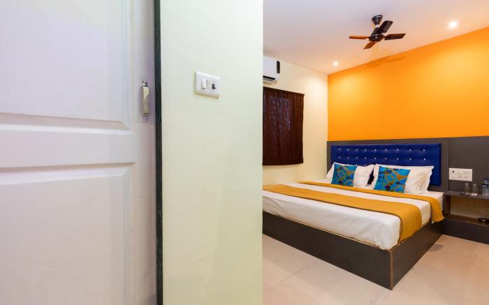Hotel Shera Residency