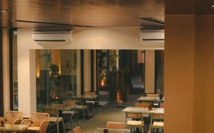 Tabebuya Resto & Resort