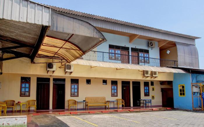 OYO 93360 Wisma Subur Syariah 