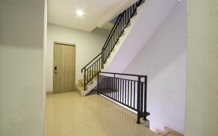KELOWNA DWIWARNA RESIDENCE