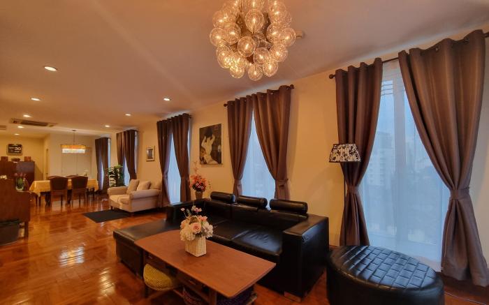 Chez Moi Bangkok Sukhumvit 26  Executive Residence