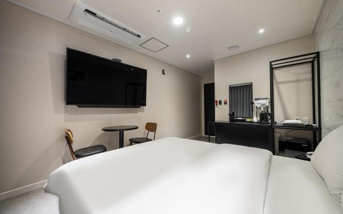 Andong Queen Hotel