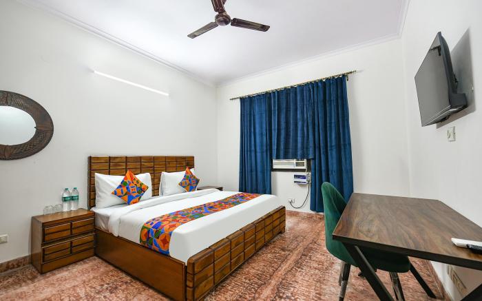 FabHotel Royal Casa