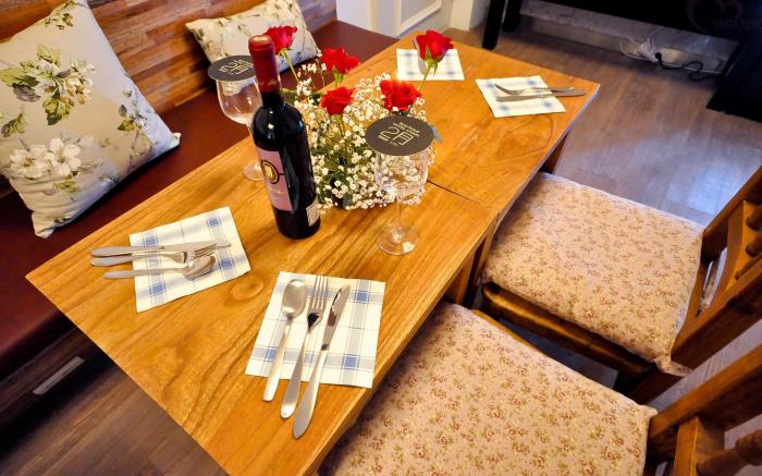 February Boutique Hotel Apsan