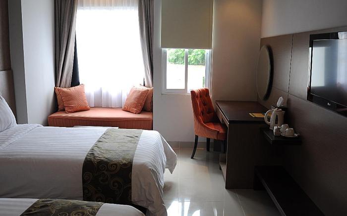 Lorin New Kuta Hotel