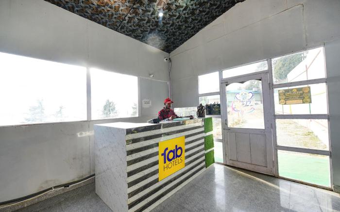 FabHotel Sizzling Resort & Adventure - Nr. Main market