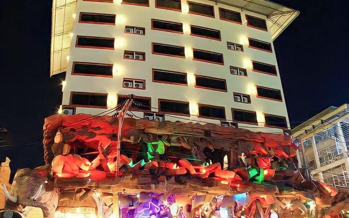 Tiger Complex Hotel 