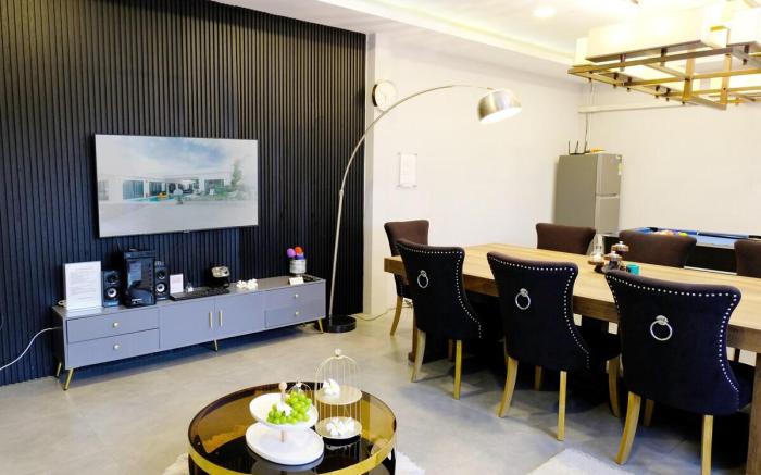 Natree Pool Villa Pattaya (6 Bedrooms)