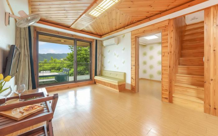 Gangwha Jeongwon Pension