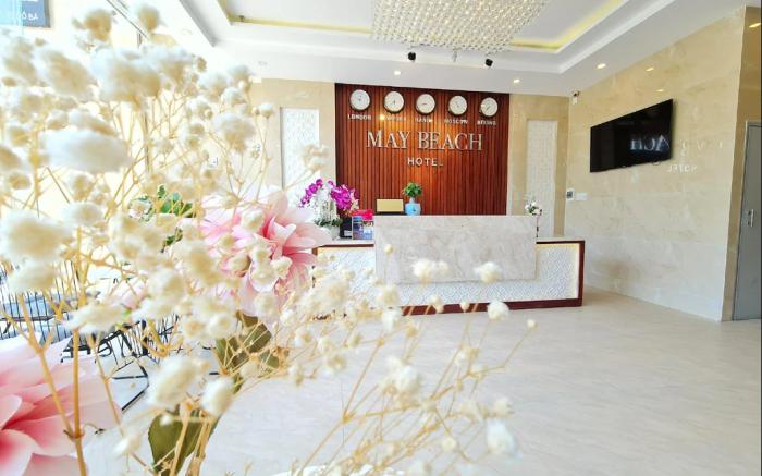 May Beach Hotel By THG