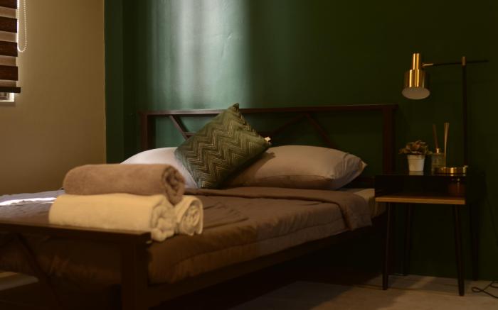 Very Central  Condo Vigan  Near Calle Crisologo