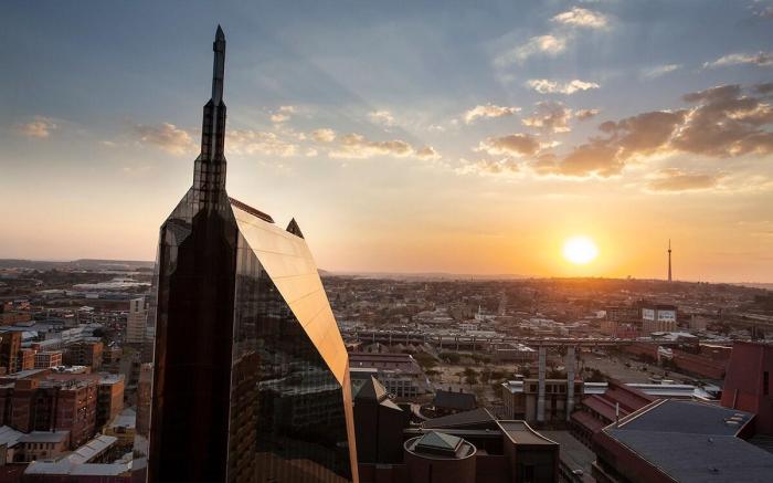 City Scape Views - The Franklin 1610
