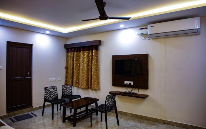 Hotel Grand Sapphire