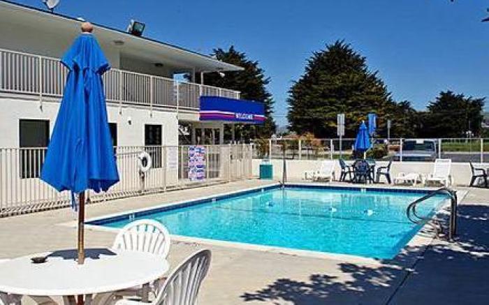 RED CARPET INN LOUISVILLE NORTH -Jeffersonville In