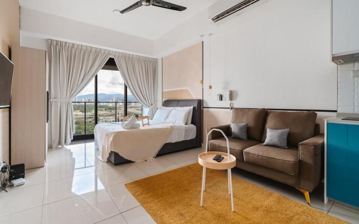 Cozy Studio @ Continew |Near TRX + Wi-Fi + Carpark