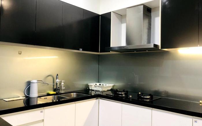 The Azure Paradigm Mall 2 Bedroom Apartment by Sleepy Bear