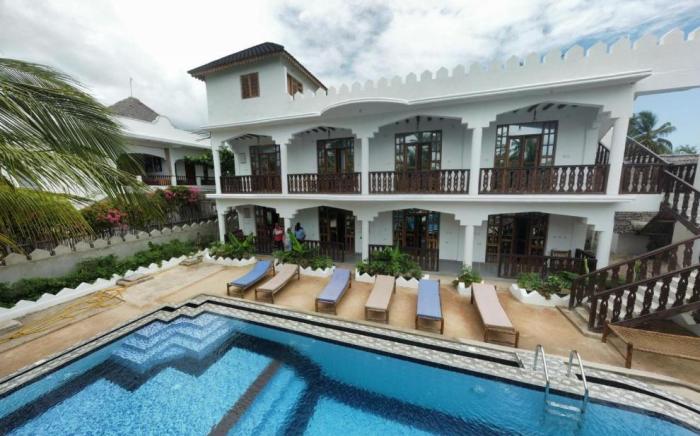 The New Blue Waves Hotel 