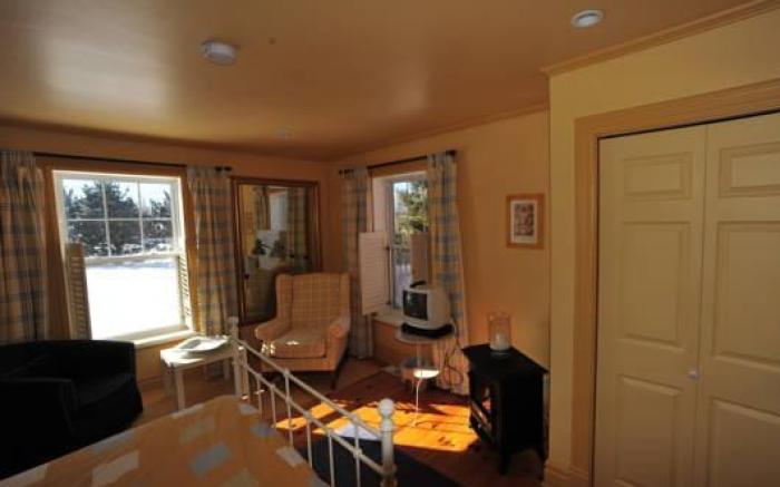 Little Shemogue Inn