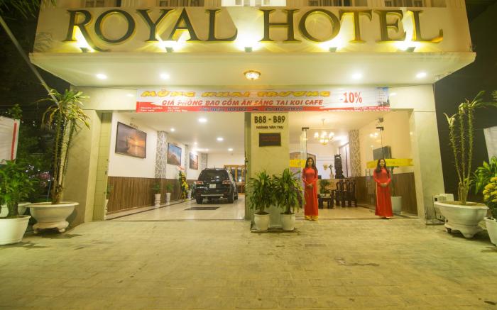 Royal Hotel