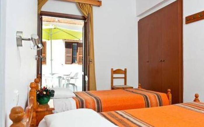Stavros Pension