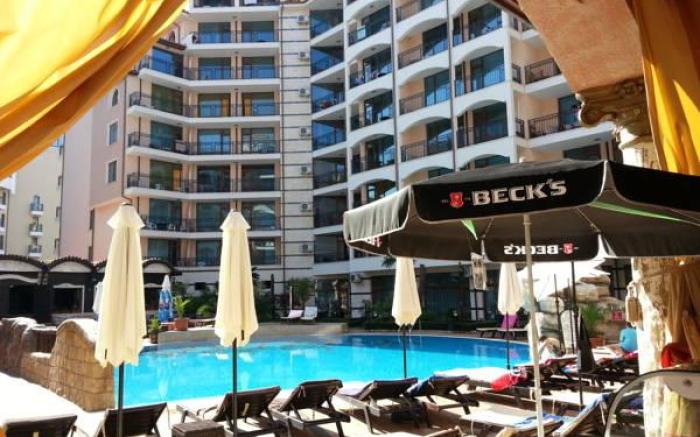 Menada Apartments in Karolina