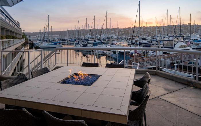Bay Club Hotel and Marina