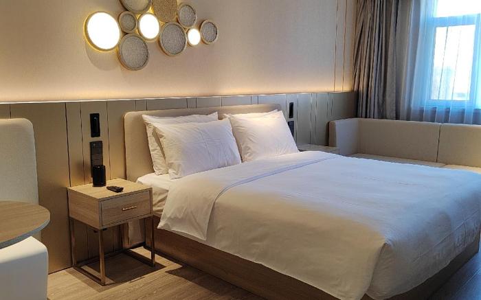 Orange Hotel Jinzhou Yunfei South Street