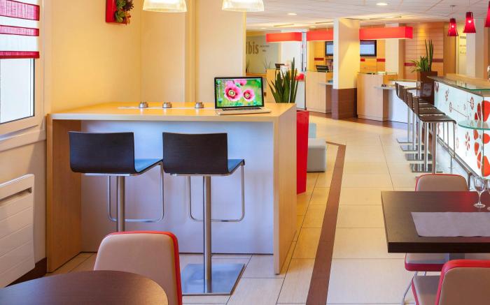 Ibis Jouy-en-Josas Vélizy