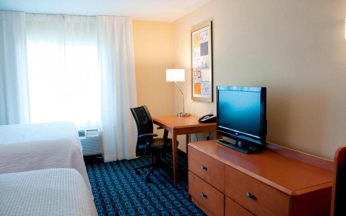 Fairfield Inn & Suites Ames