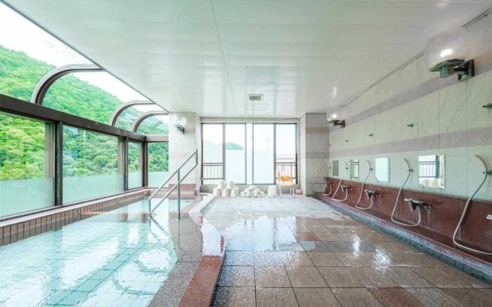 MolinHotels506~SapporoOnsenStory~CampRoom  S-beds6