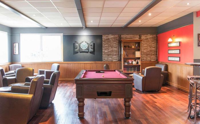 ibis Falaise Coeur de Normandie