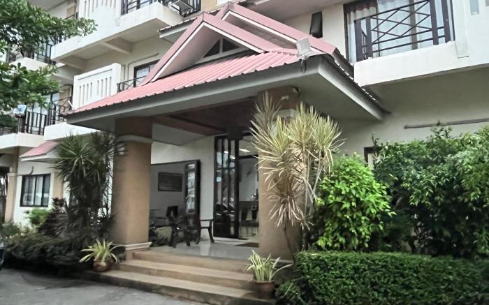Chat Residence Hotel