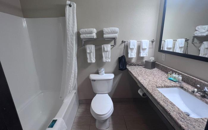 Cobblestone Inn & Suites - Fort Dodge