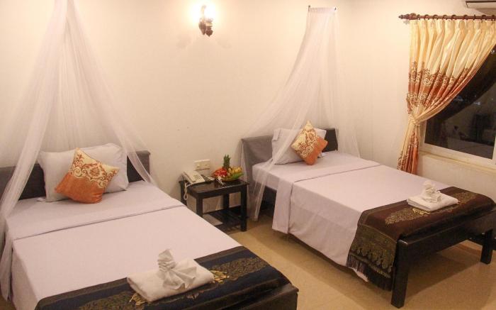 Parent Heritage Angkor Villa