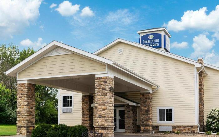 Cobblestone Hotel & Suites - Knoxville