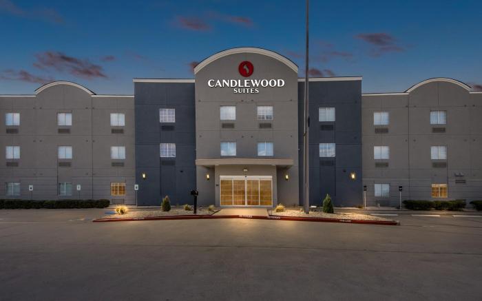 Candlewood Victoria By IHG