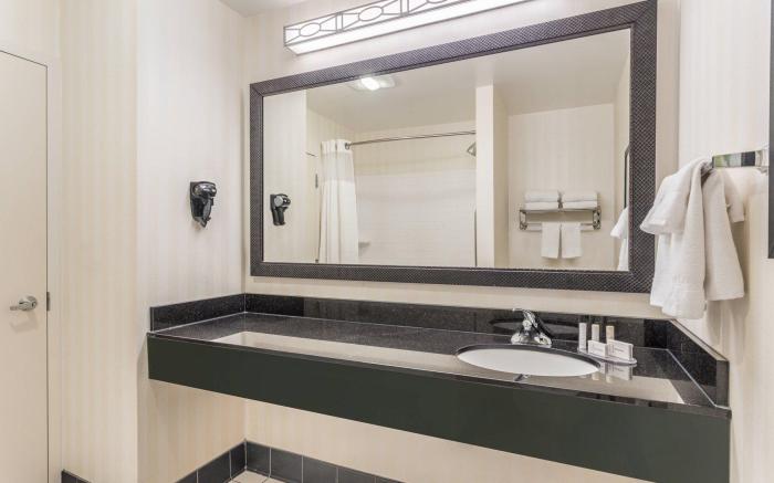 Fairfield by Marriott Inn & Suites Madison East