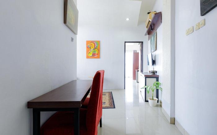 Urbanview SRB Near Mall Ciputra Cibubur