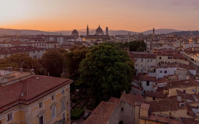 Sina Villa Medici, Autograph Collection