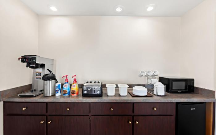 Red Roof Inn Muscle Shoals