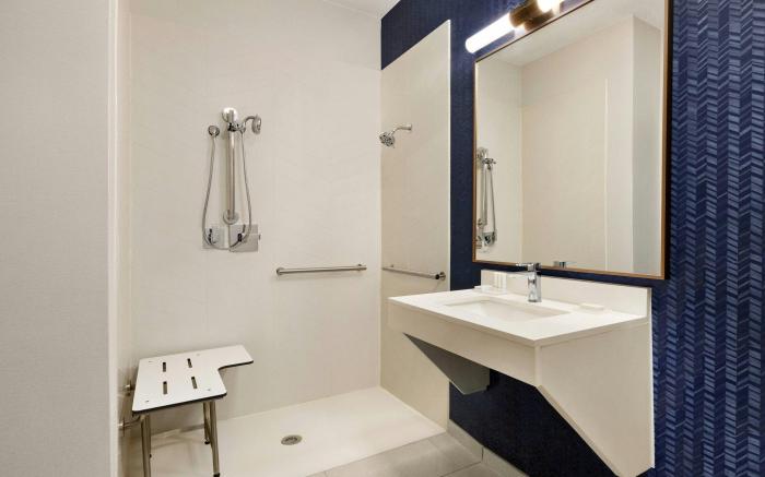 Fairfield by Marriott Inn & Suites Wheeling-St. Clairsville, OH