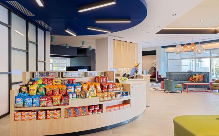 Tru by Hilton Atlanta Airport College Park