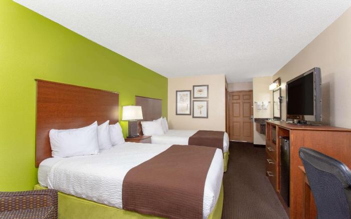 AmericInn by Wyndham Black River Falls