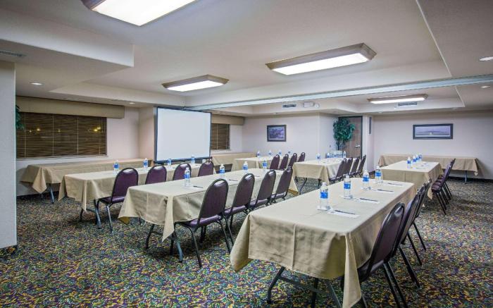 AmericInn by Wyndham Peoria
