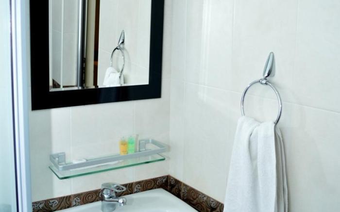 Areg Hotel