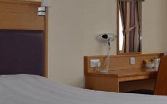 Worplesdon Place Hotel